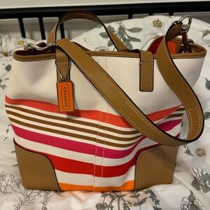 Like New Hadley (Duffle) Coach Bag